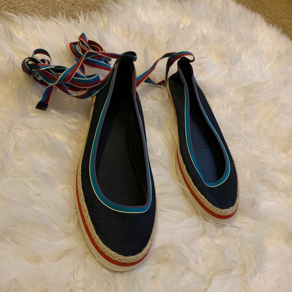 Tory Burch 3D Ballet Sneaker ๐ - Picture 3 of 5